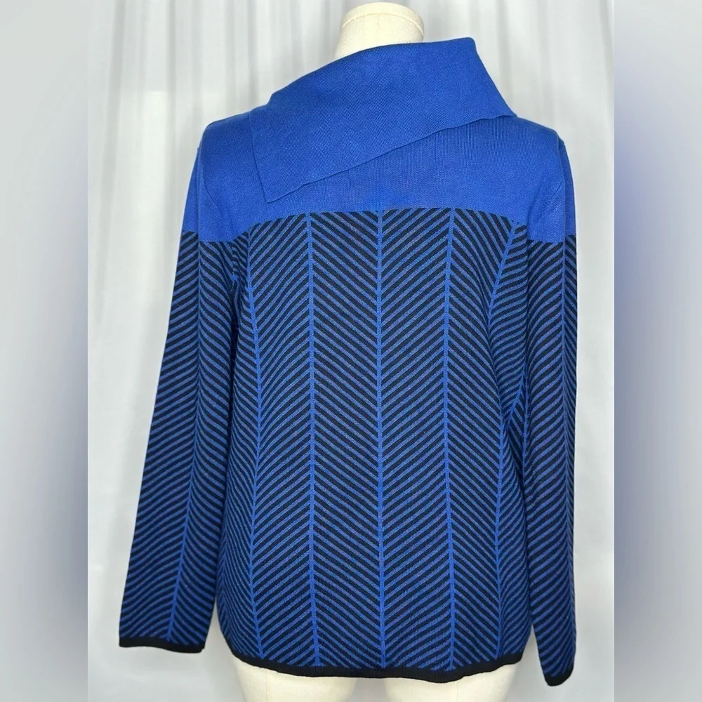 Investments beautiful knit